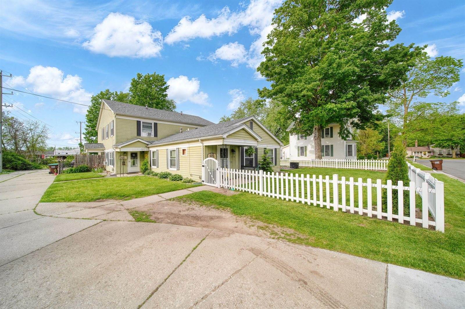 317 Clark Street, Clinton, MI 49236