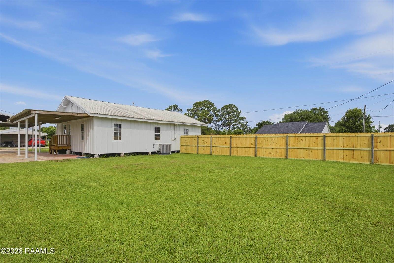 380 Caleb Street, Breaux Bridge, LA 70517