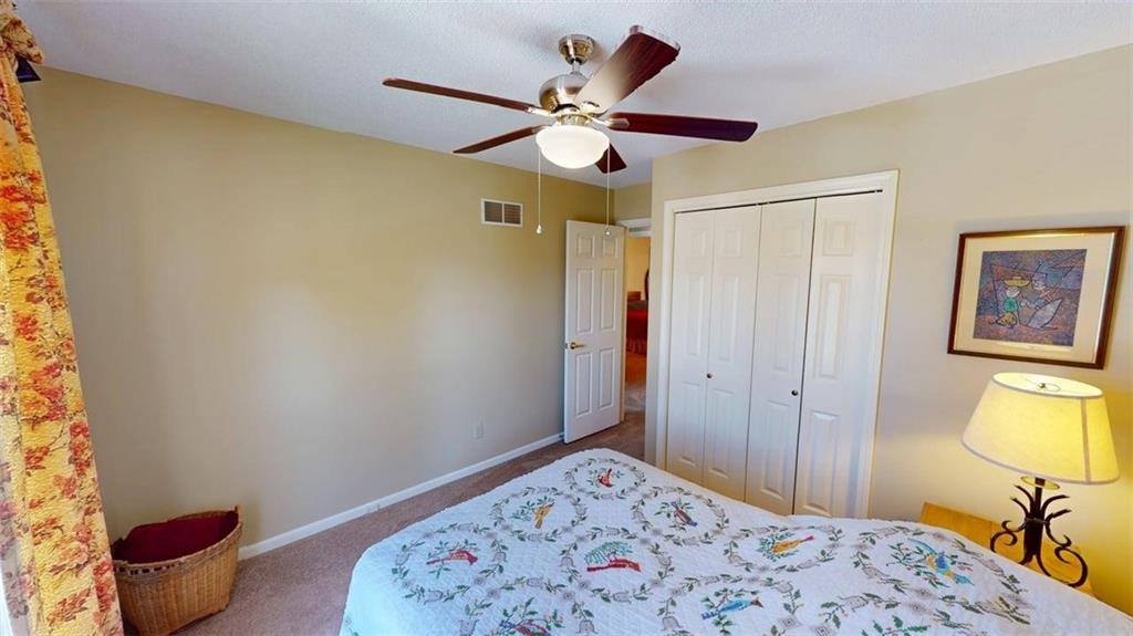 3105 NW 57th Street, Kansas City, MO 64151