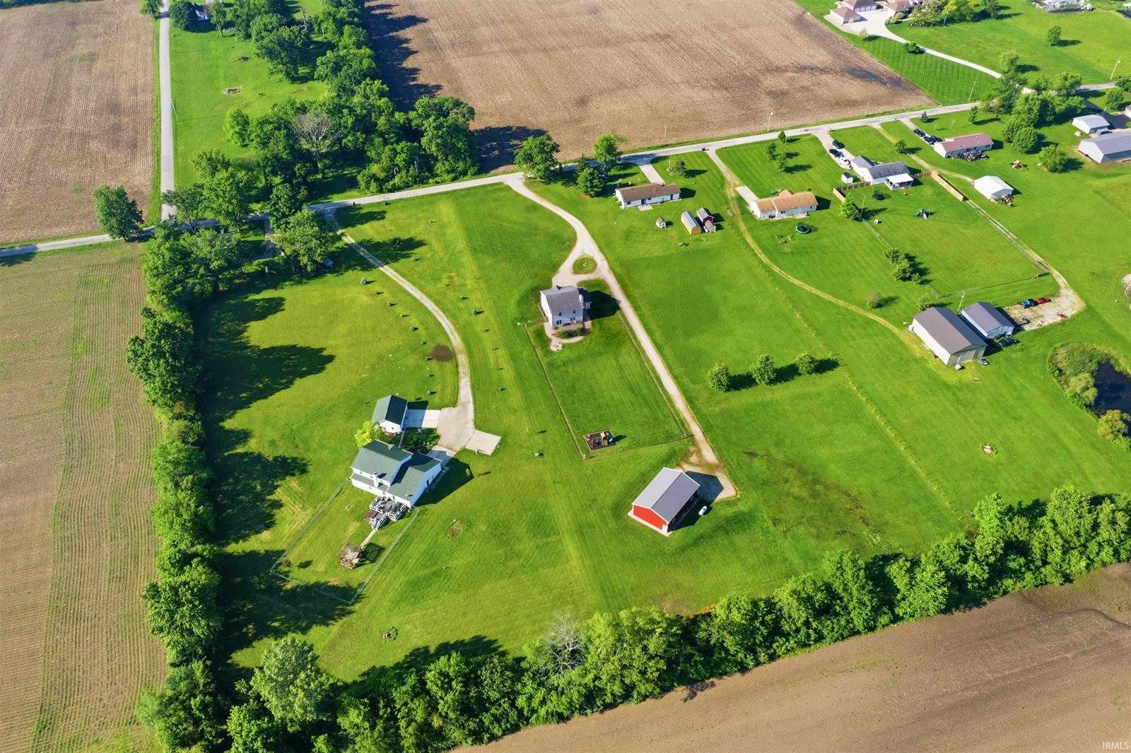 9584 E CR 450 S, Selma, IN 47383