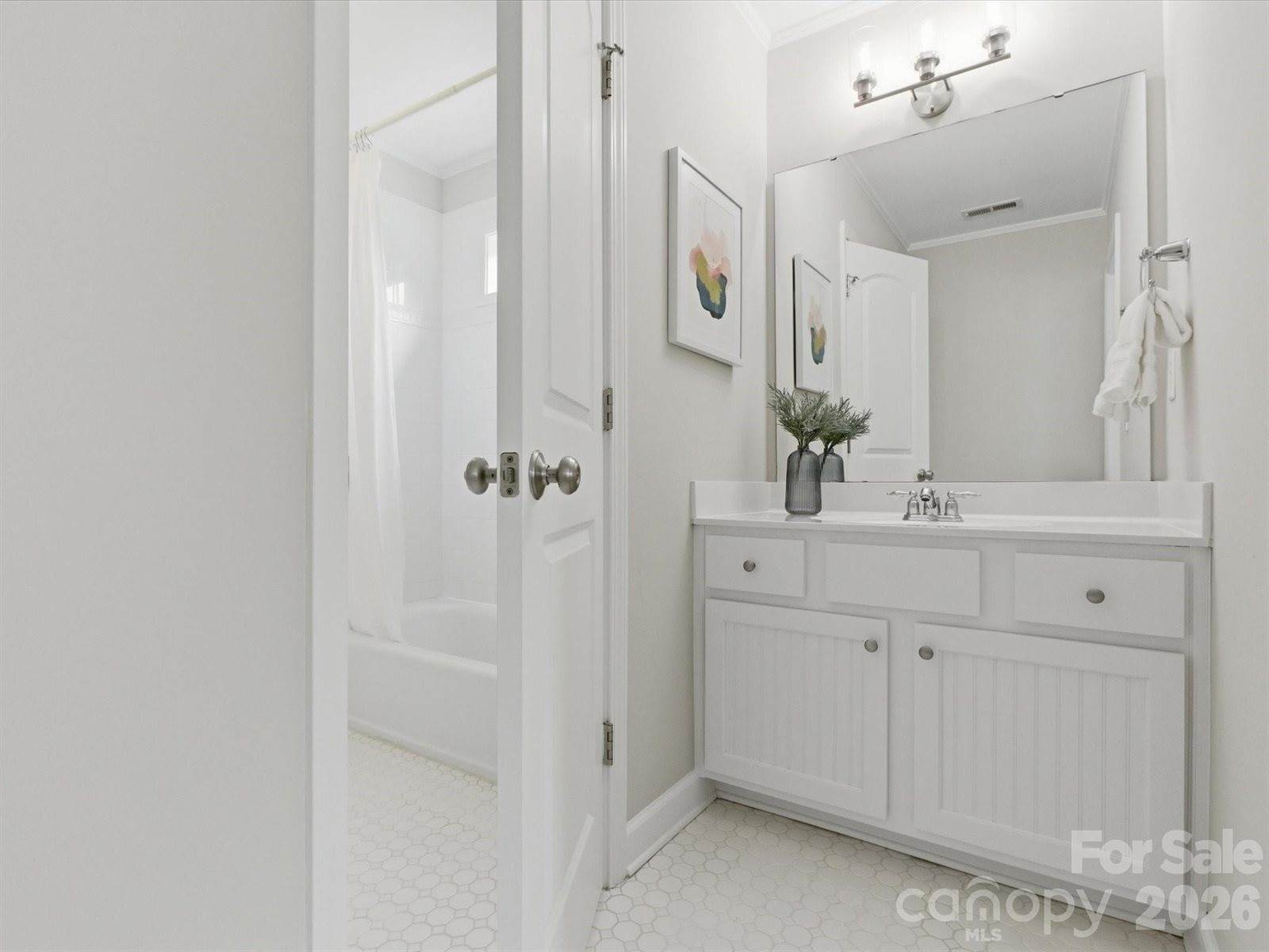 3432 Delamere Drive, Matthews, NC 28104