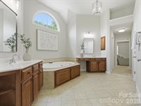 3432 Delamere Drive, Matthews, NC 28104