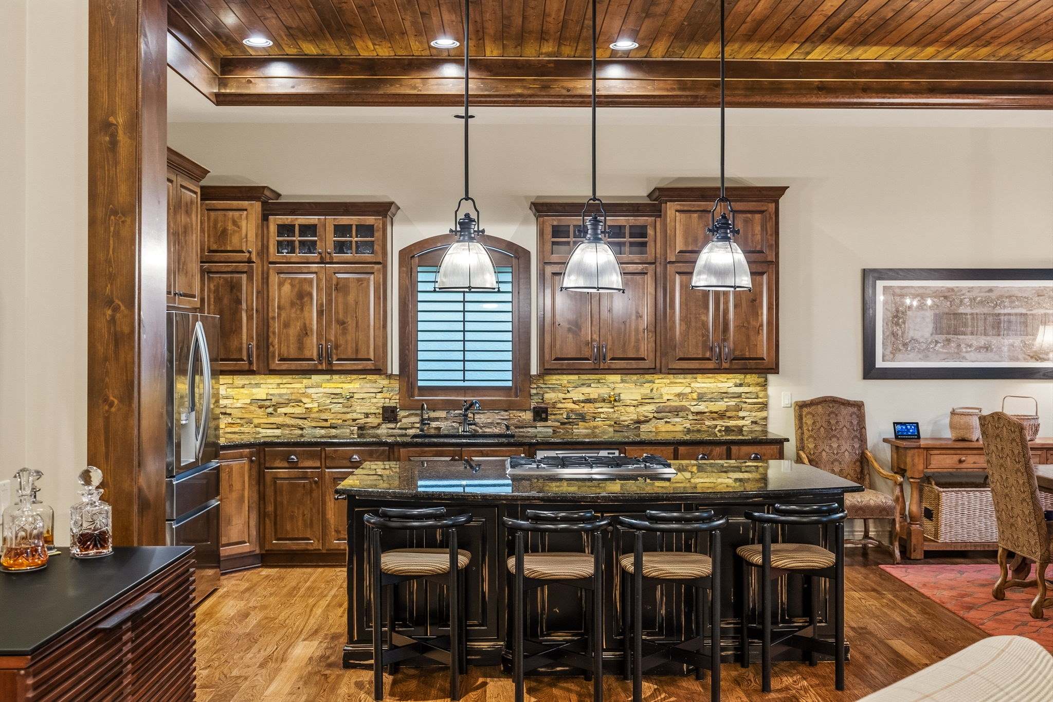 15164 Fontana St, Leawood, KS 66224