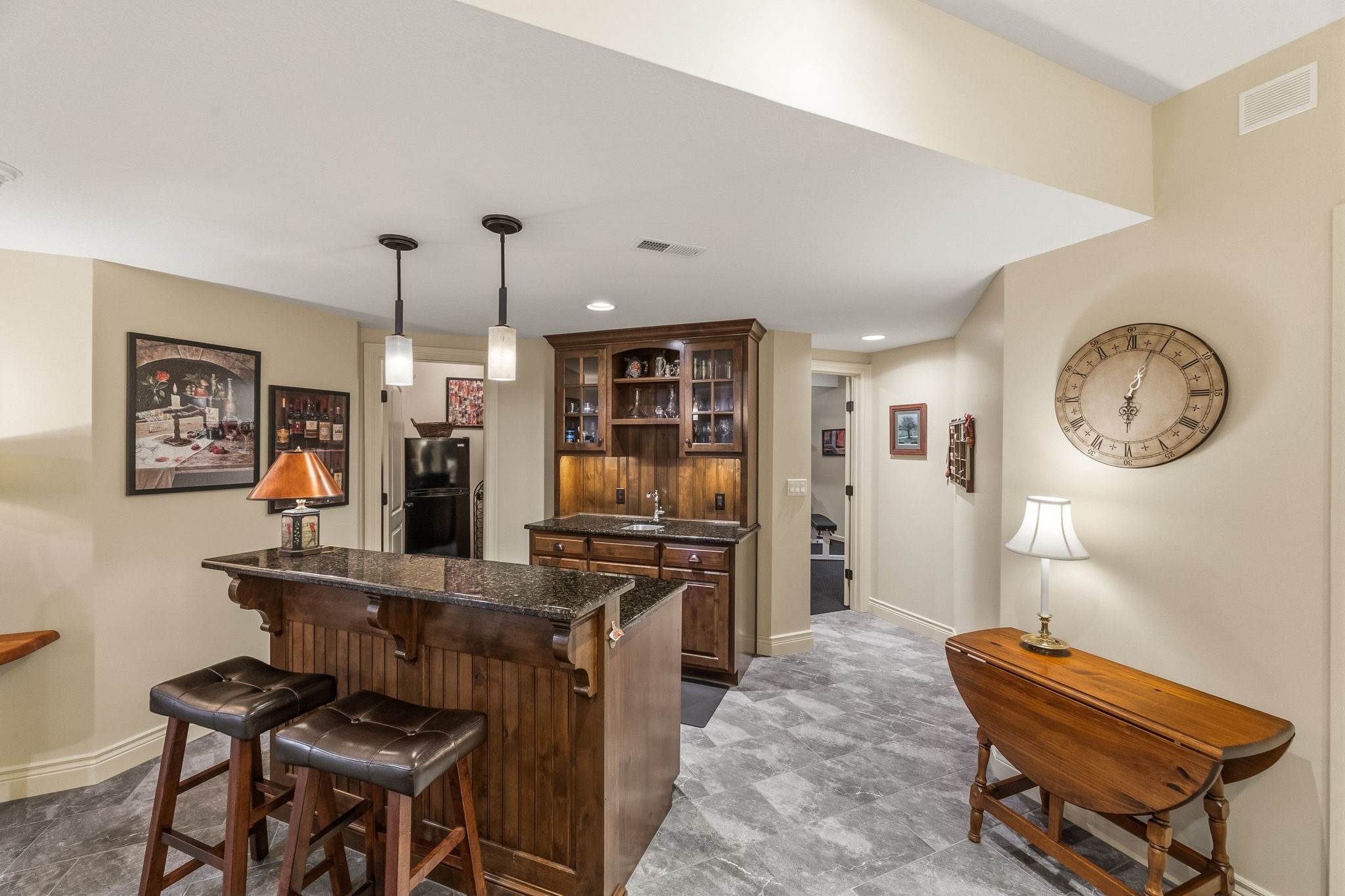 15164 Fontana St, Leawood, KS 66224