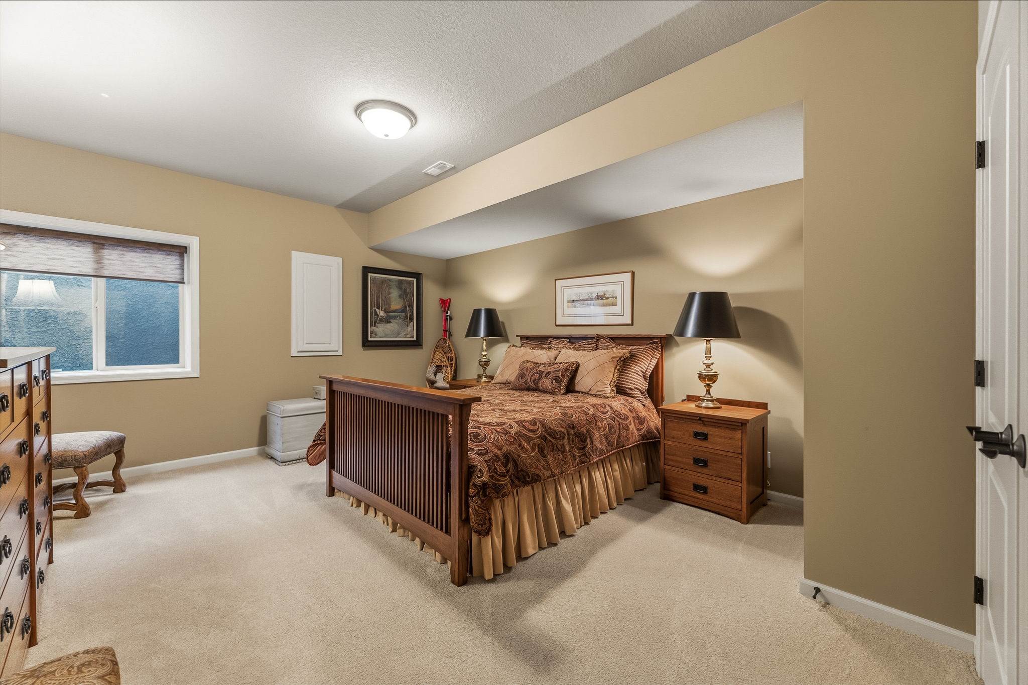 15164 Fontana St, Leawood, KS 66224
