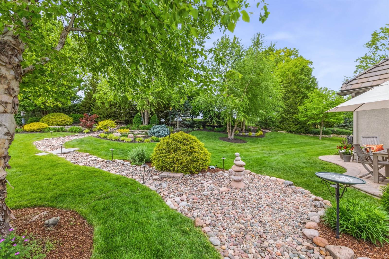 15164 Fontana St, Leawood, KS 66224