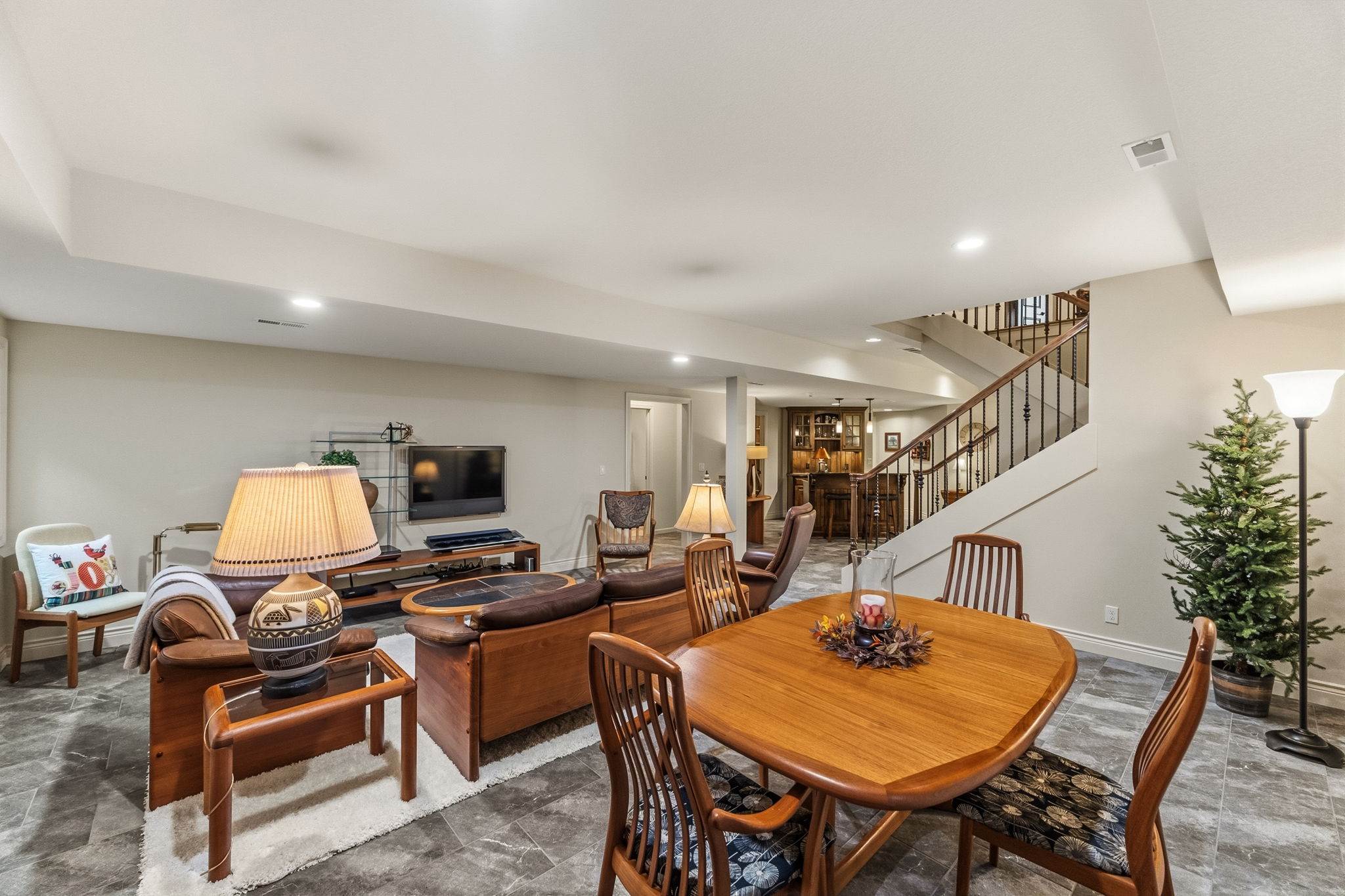 15164 Fontana St, Leawood, KS 66224