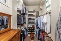 15164 Fontana St, Leawood, KS 66224