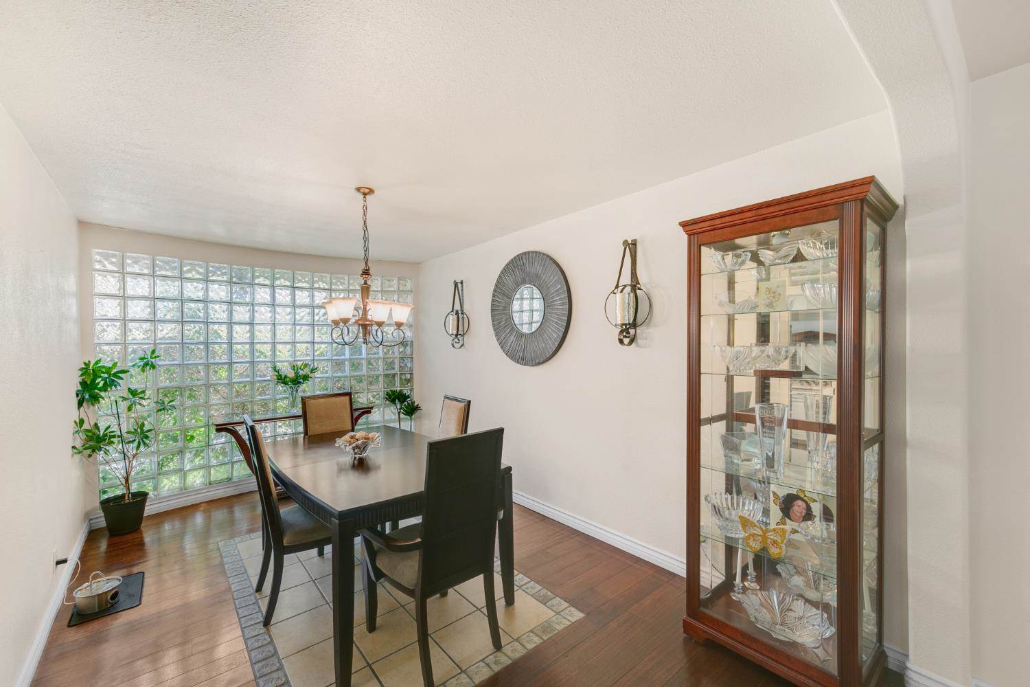 6342 Oakcreek Way, Citrus Heights, CA 95621