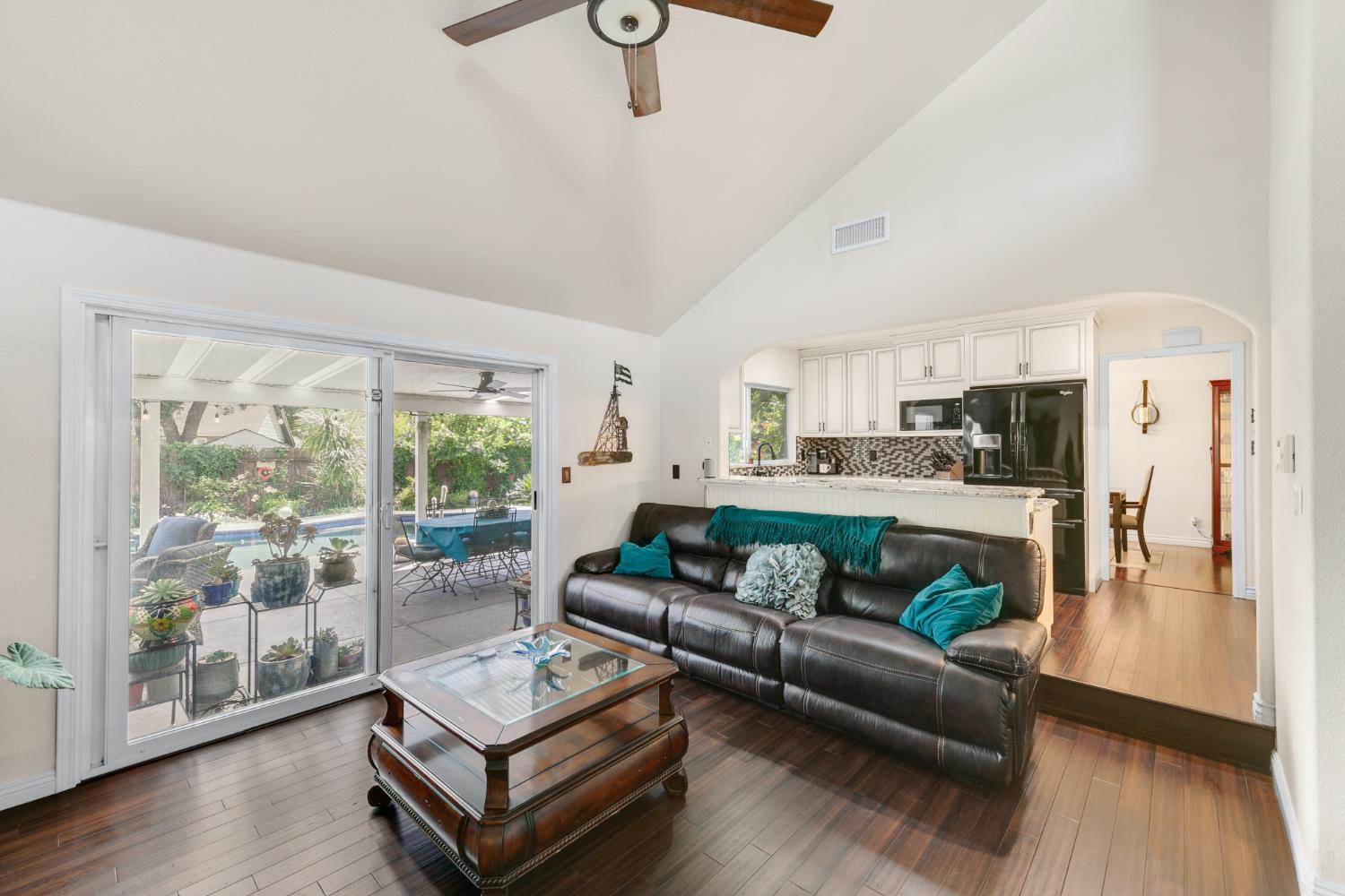 6342 Oakcreek Way, Citrus Heights, CA 95621
