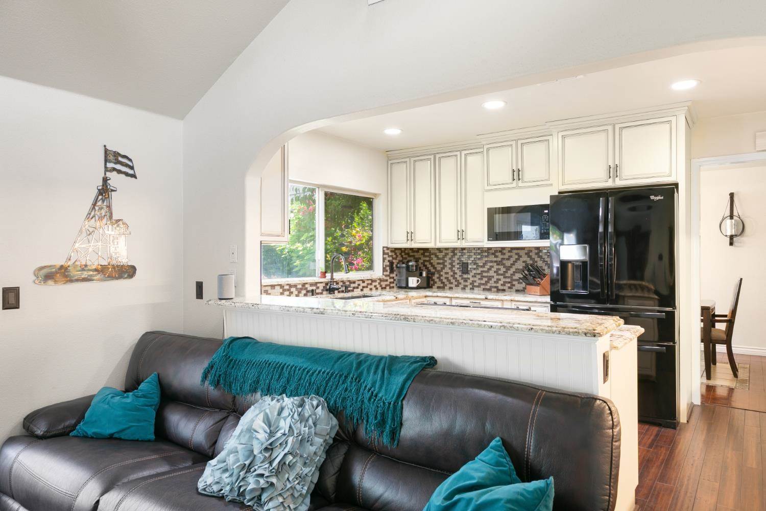 6342 Oakcreek Way, Citrus Heights, CA 95621
