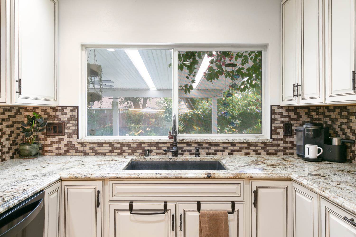 6342 Oakcreek Way, Citrus Heights, CA 95621