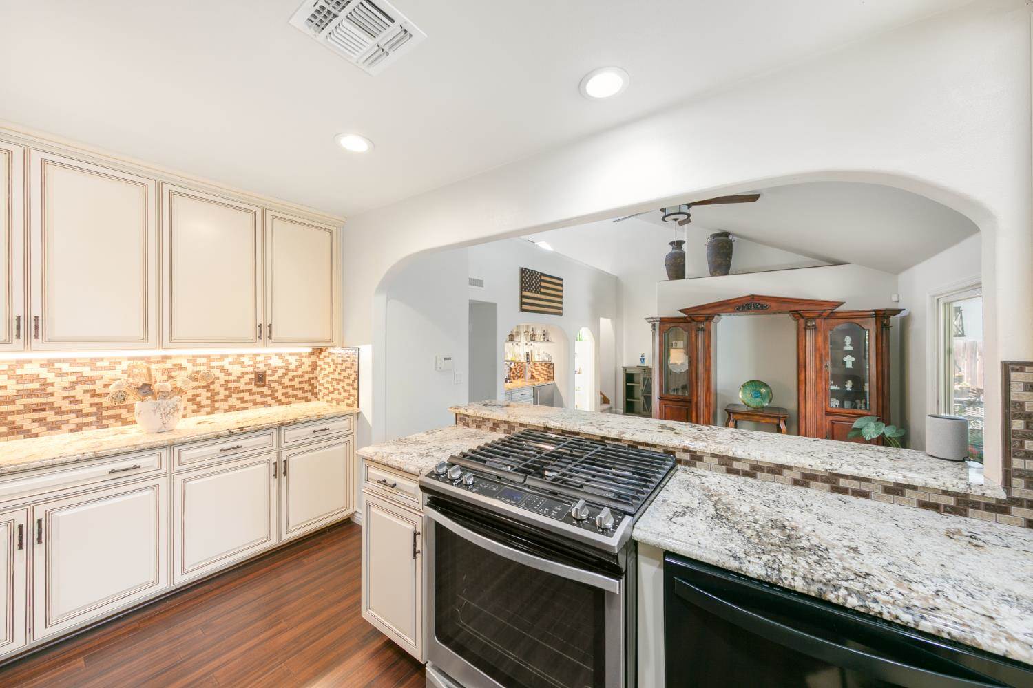 6342 Oakcreek Way, Citrus Heights, CA 95621