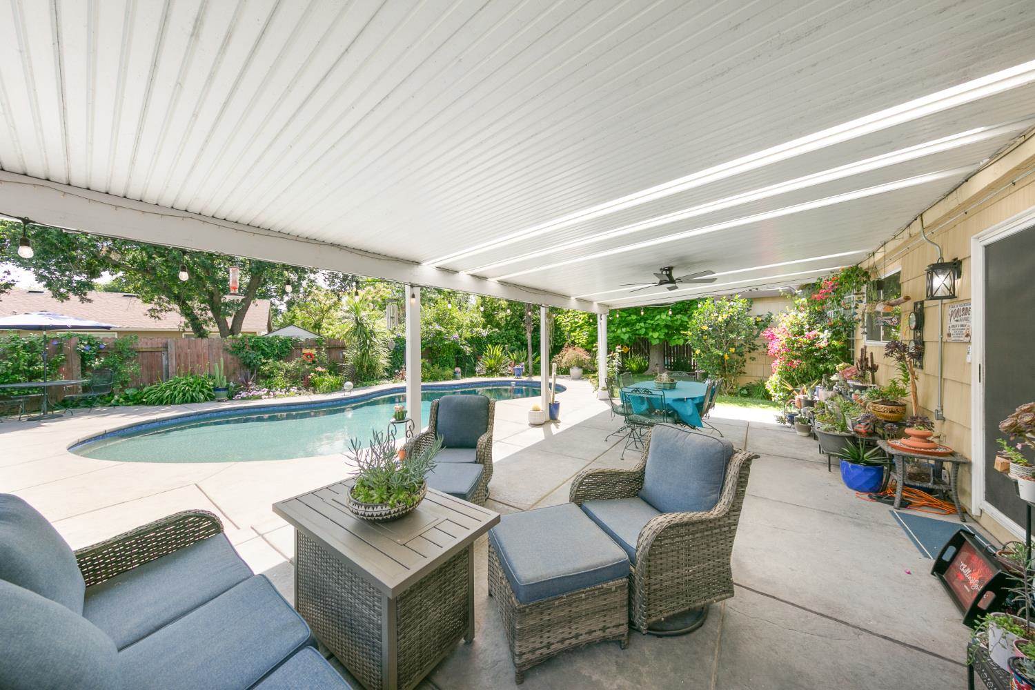 6342 Oakcreek Way, Citrus Heights, CA 95621