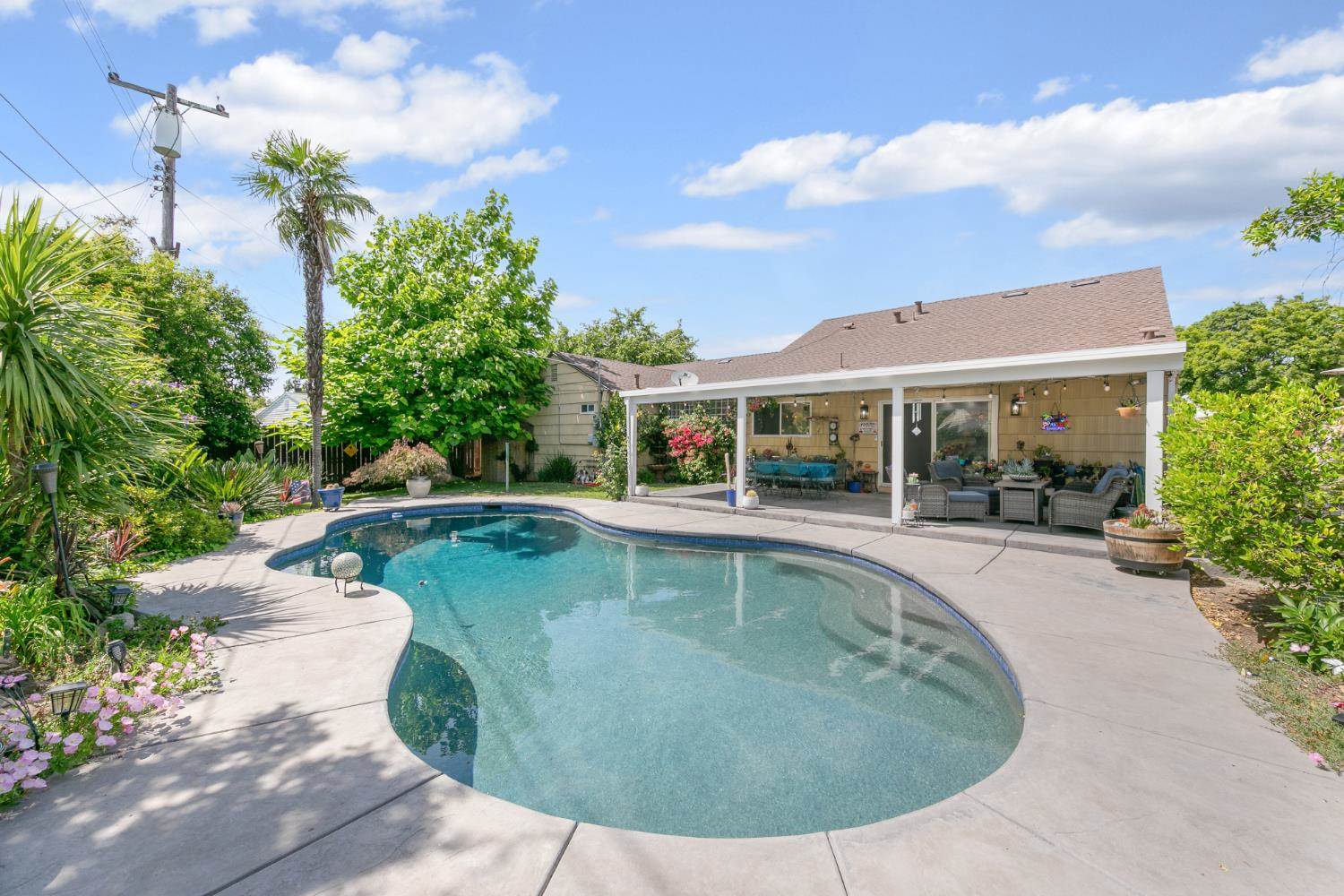6342 Oakcreek Way, Citrus Heights, CA 95621