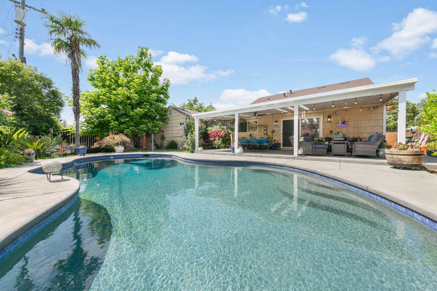 6342 Oakcreek Way, Citrus Heights, CA 95621
