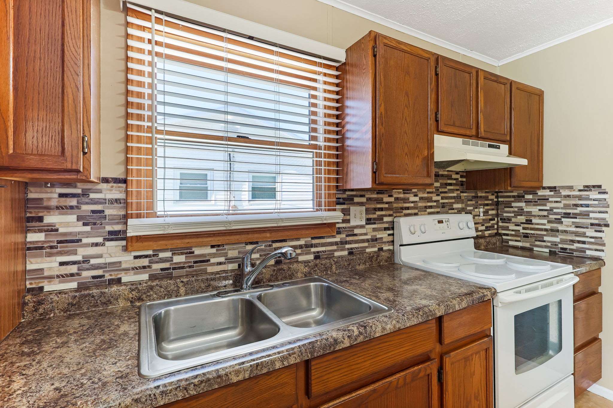 911 Hillridge Road, Reynoldsburg, OH 43068