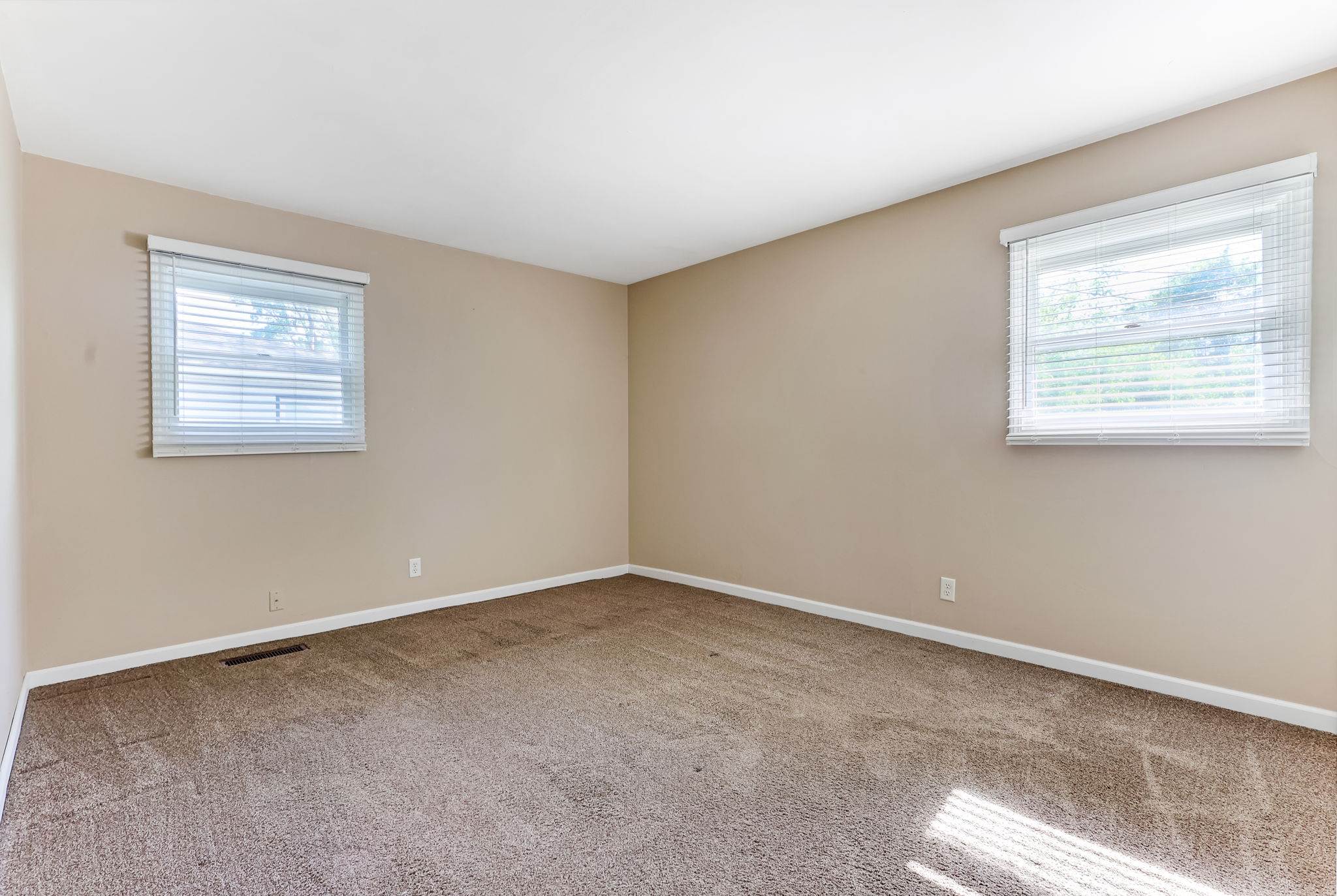 911 Hillridge Road, Reynoldsburg, OH 43068