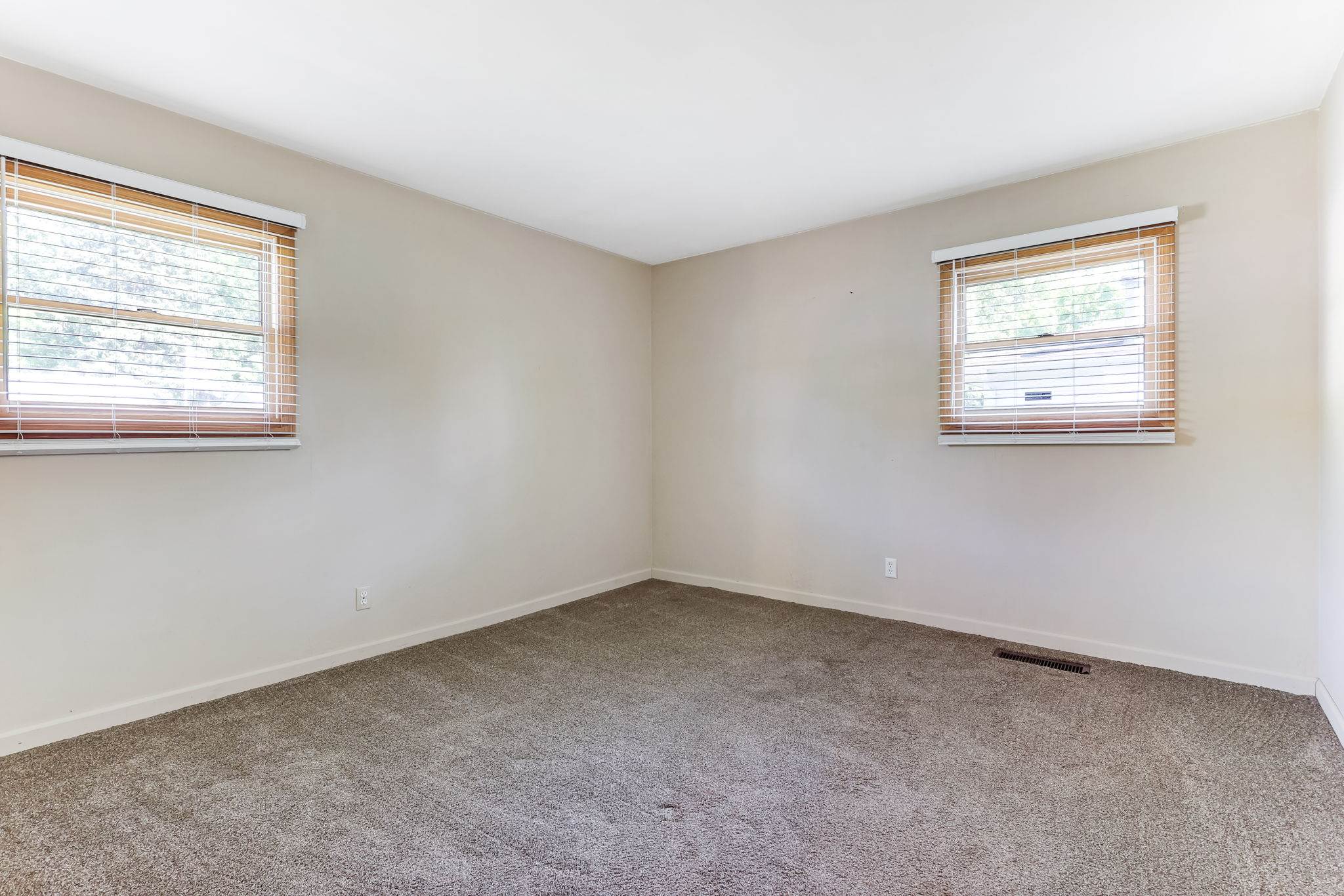 911 Hillridge Road, Reynoldsburg, OH 43068