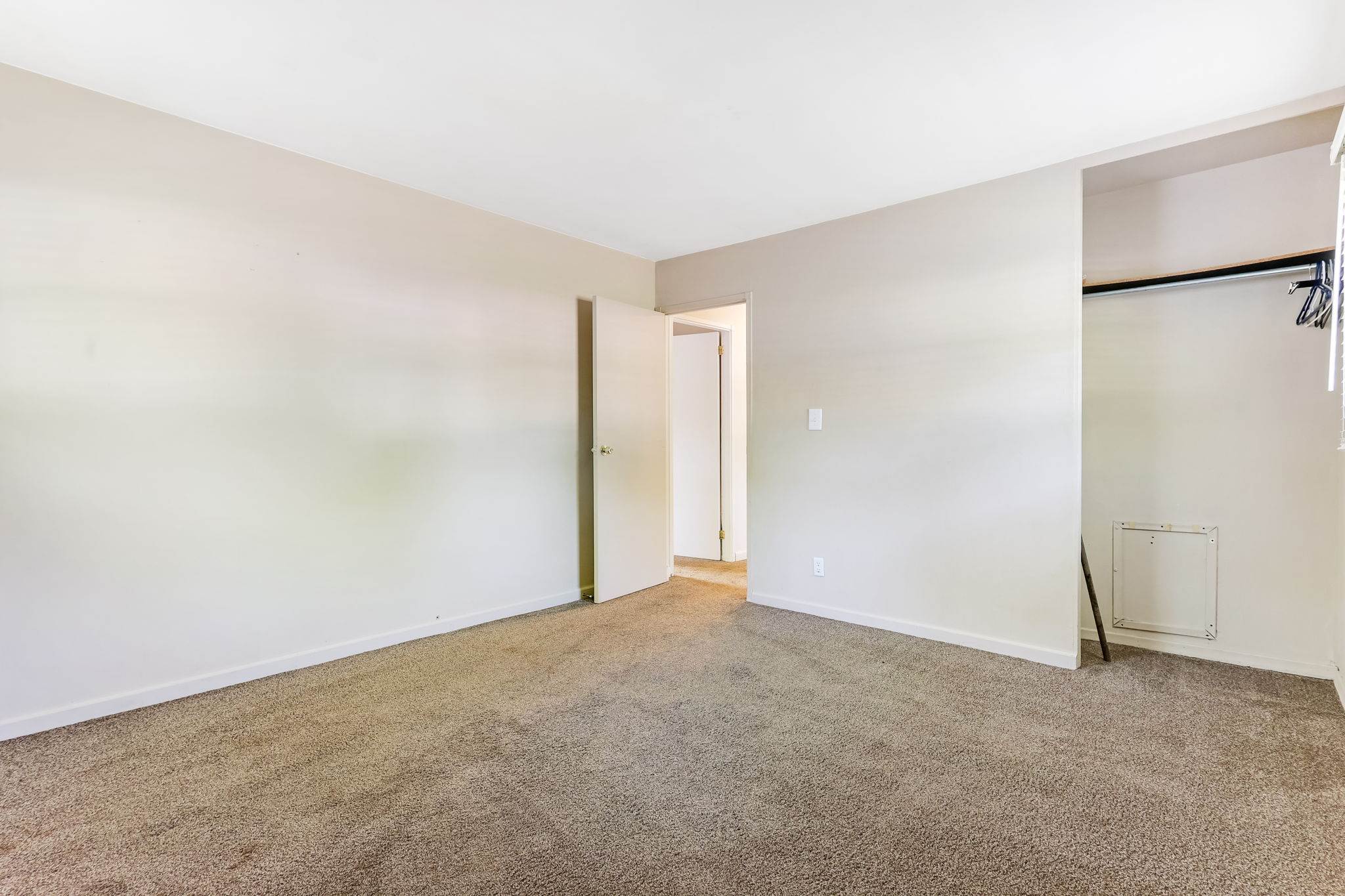 911 Hillridge Road, Reynoldsburg, OH 43068