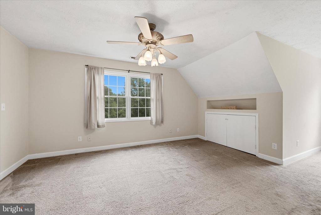 348 Pine Shores Drive, Front Royal, VA 22630