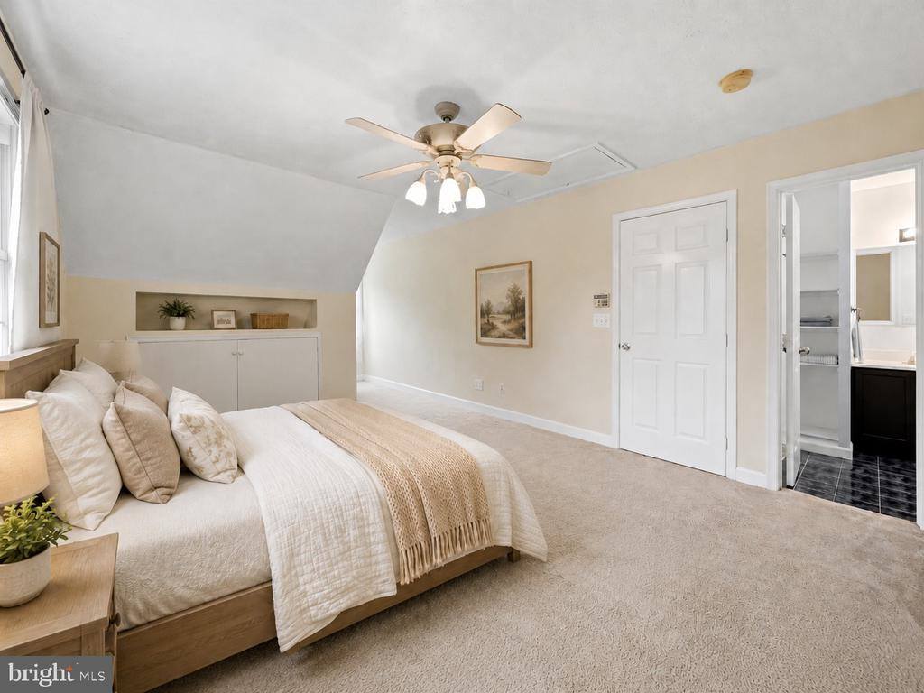 348 Pine Shores Drive, Front Royal, VA 22630