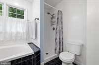 348 Pine Shores Drive, Front Royal, VA 22630