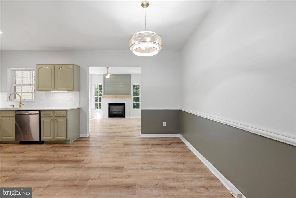 8972 Benchmark Lane, Bristow, VA 20136