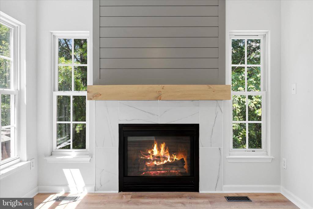 8972 Benchmark Lane, Bristow, VA 20136