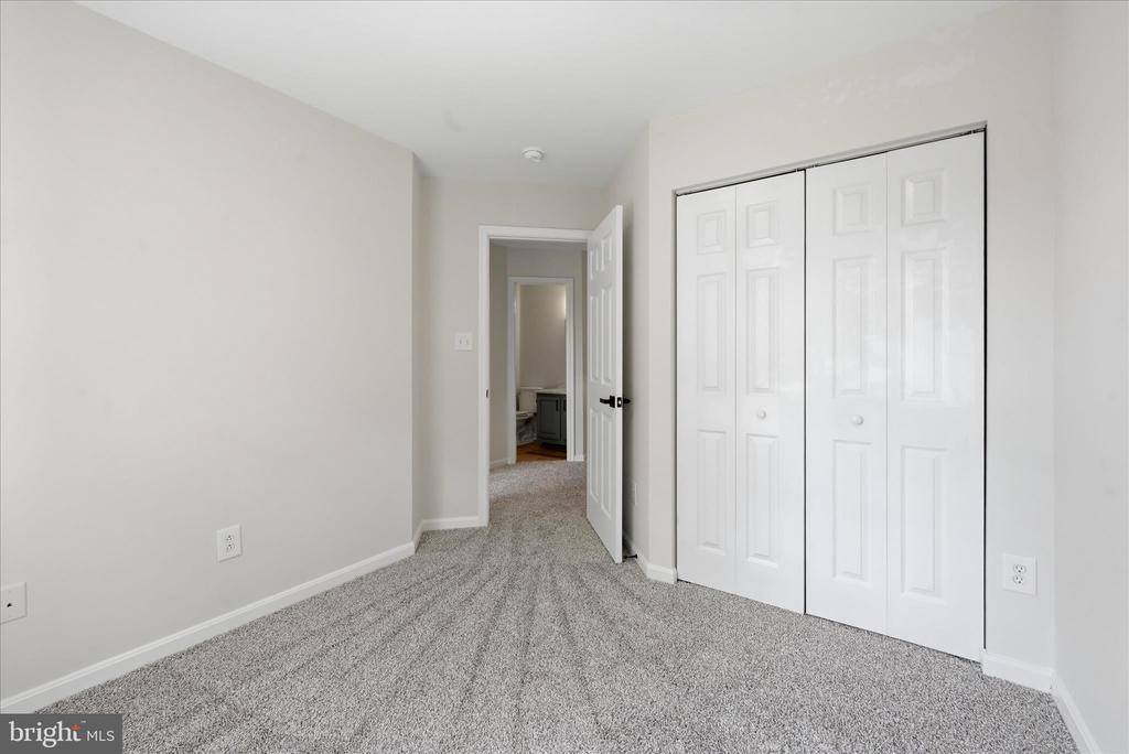 8972 Benchmark Lane, Bristow, VA 20136