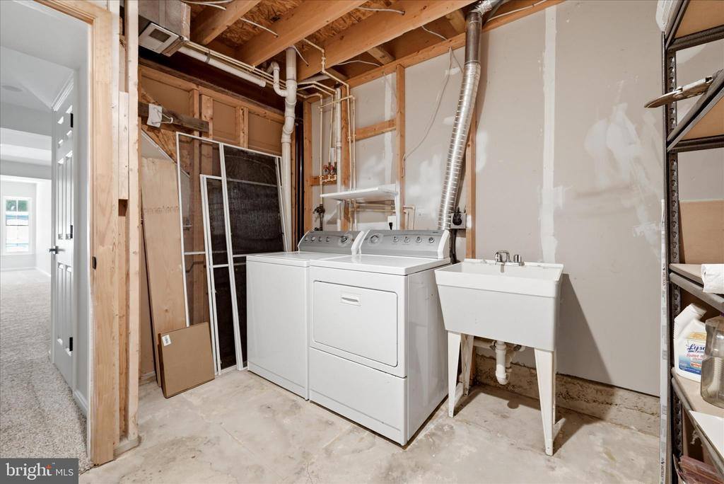8972 Benchmark Lane, Bristow, VA 20136