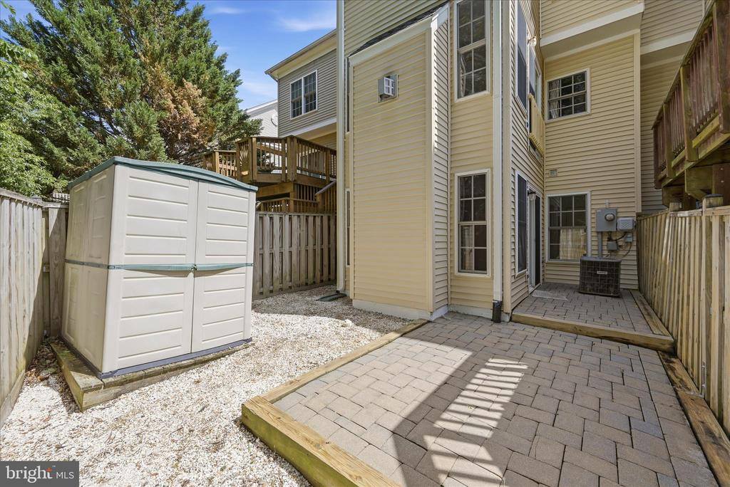 8972 Benchmark Lane, Bristow, VA 20136
