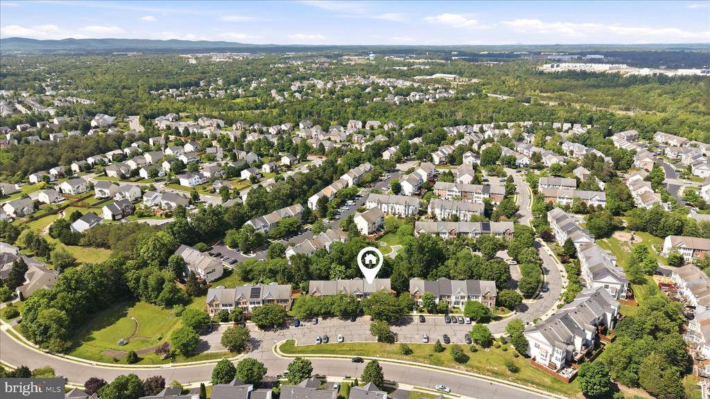 8972 Benchmark Lane, Bristow, VA 20136