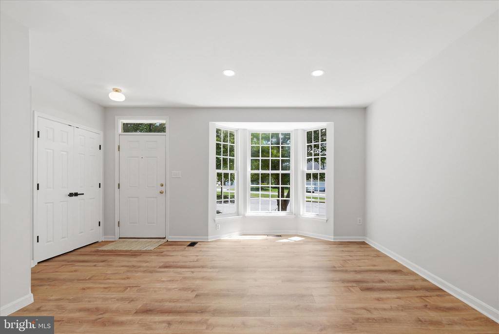 8972 Benchmark Lane, Bristow, VA 20136