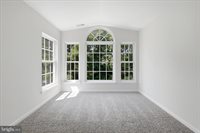 8972 Benchmark Lane, Bristow, VA 20136