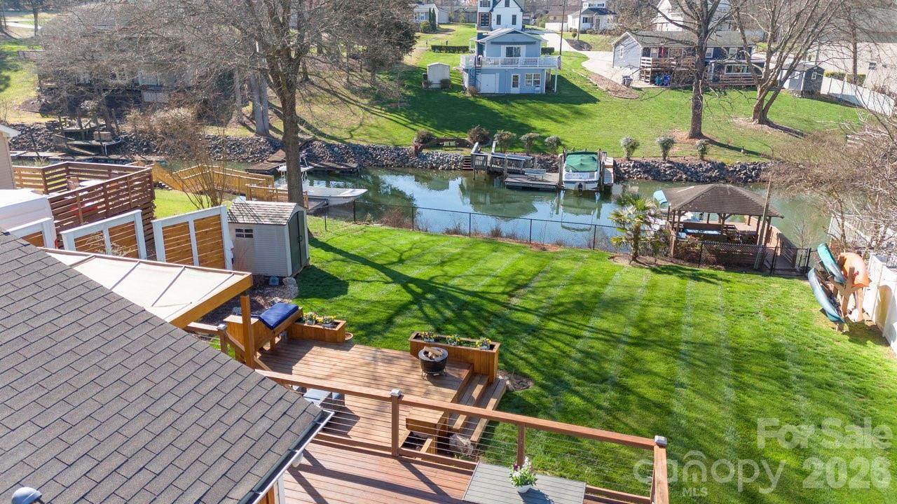 141 Bluewing Lane, Mooresville, NC 28117