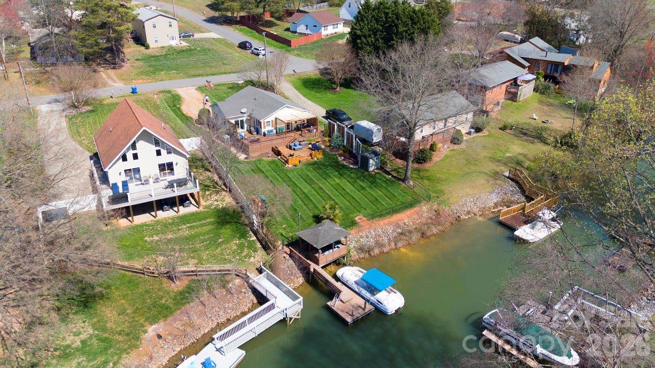 141 Bluewing Lane, Mooresville, NC 28117