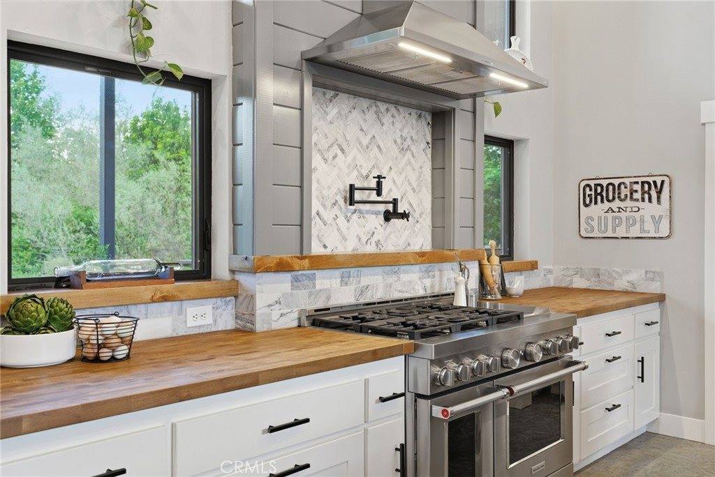 3016 Grape Way, Chico, CA 95973
