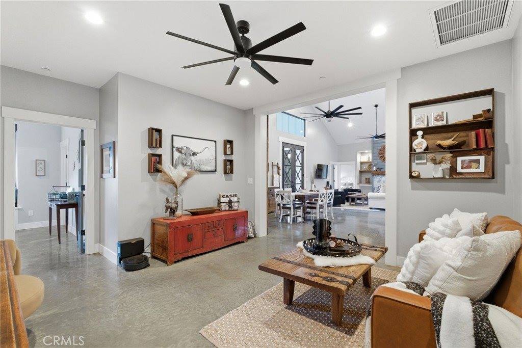 3016 Grape Way, Chico, CA 95973