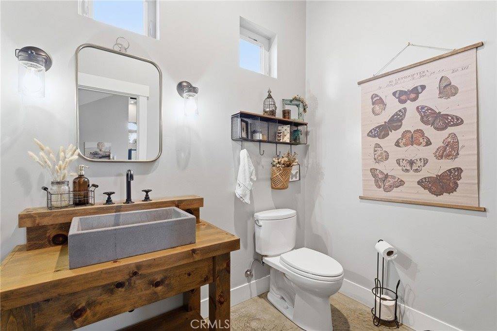 3016 Grape Way, Chico, CA 95973