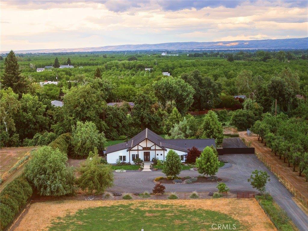 3016 Grape Way, Chico, CA 95973