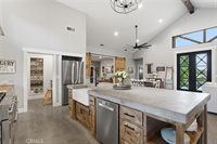 3016 Grape Way, Chico, CA 95973