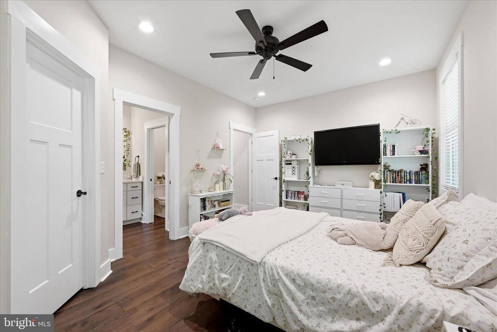 250 Creola Drive, Winchester, VA 22603