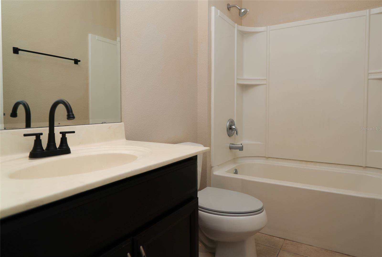 5909 Windsong Oak Drive, Leesburg, FL 34748