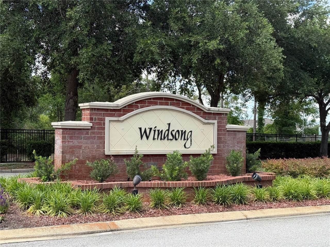 5909 Windsong Oak Drive, Leesburg, FL 34748