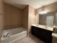 5909 Windsong Oak Drive, Leesburg, FL 34748