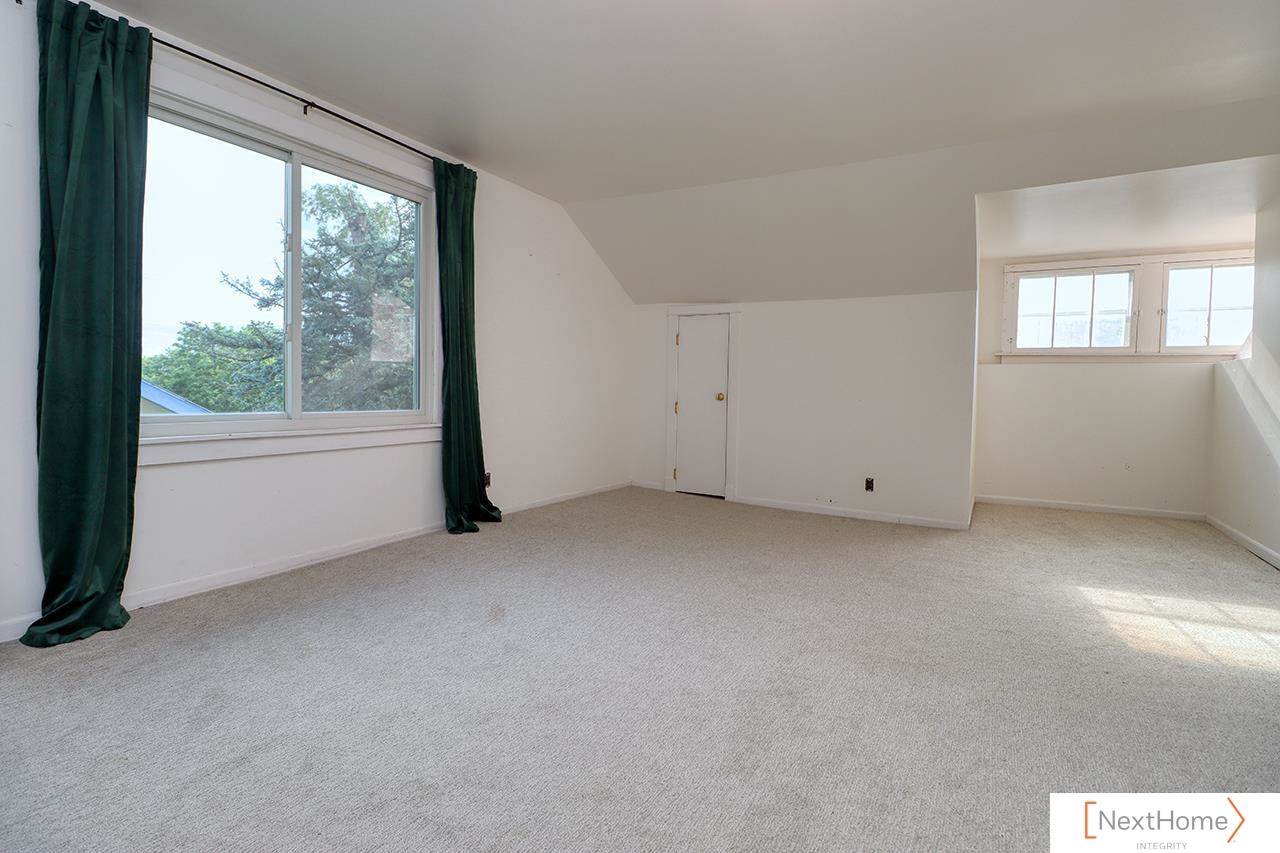 2731 South 14th Street, Lincoln, NE 68502
