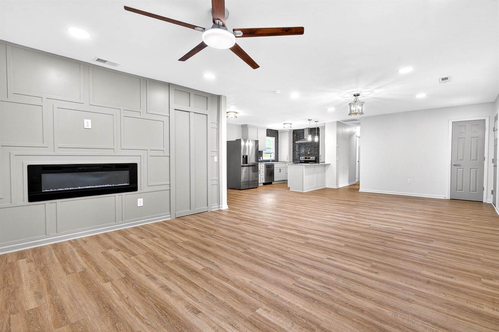 208 Mary Scott Drive, Goose Creek, SC 29445