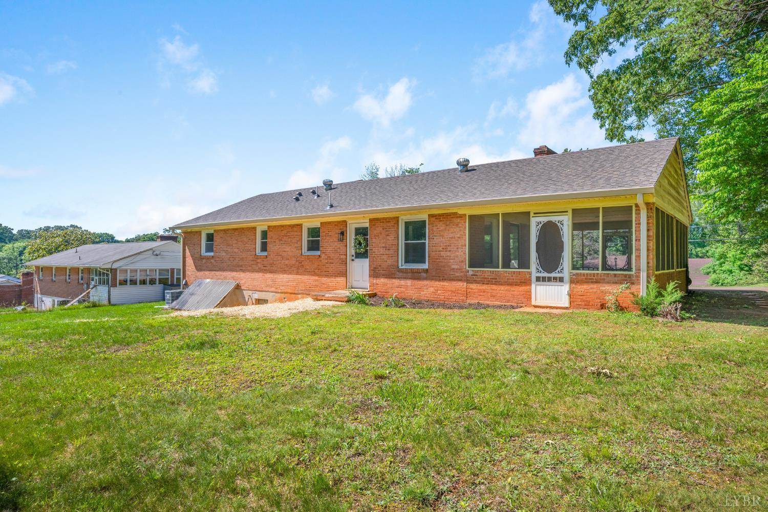 204 Hilltop Drive, Madison Heights, VA 24572
