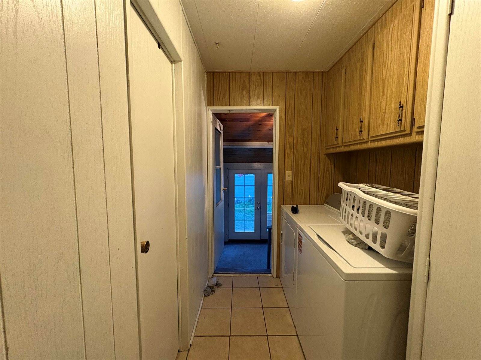 8720 Highway 238, Jacksonville, OR 97530